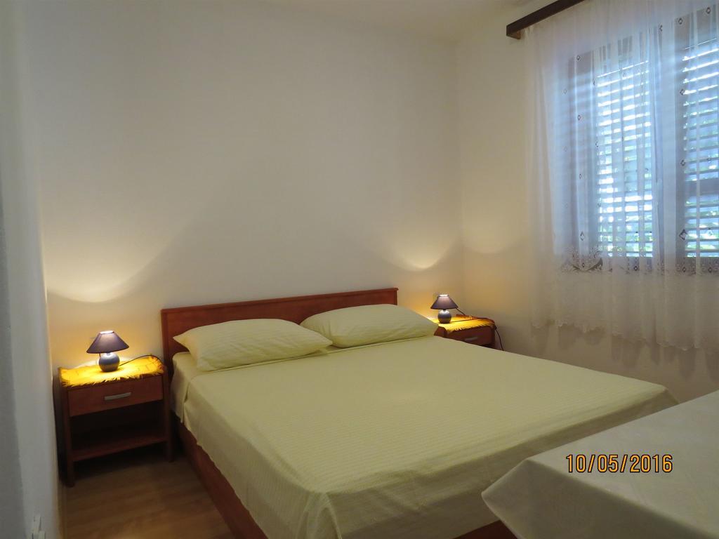 Apartments Prosperina Hvar Town Exterior foto